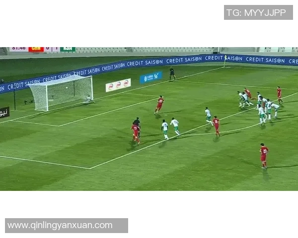 从贫困街头到绿茵传奇 足球巨星的奋斗与蜕变之路